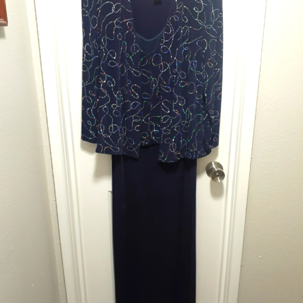 Alex Evenings 2 piece  navy formal, size 10.